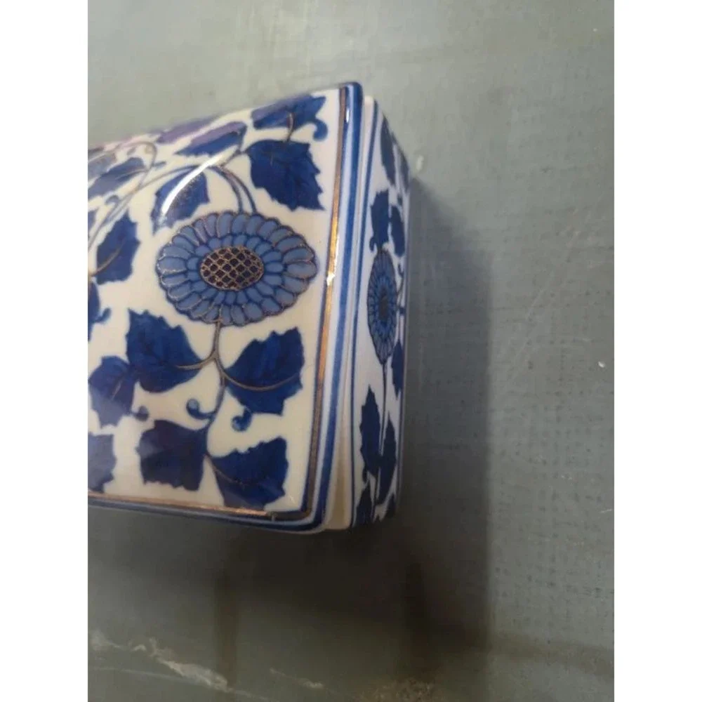 Vintage Chinoiserie Trinket Box Asian Floral Gold Blue White Porcelain